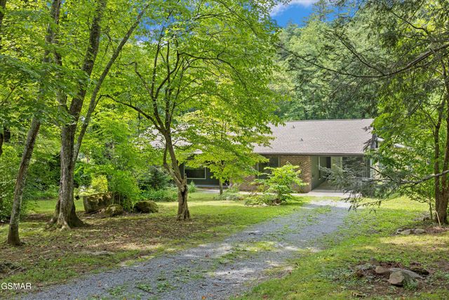 4533 E Scenic Drive, Gatlinburg, TN 37738