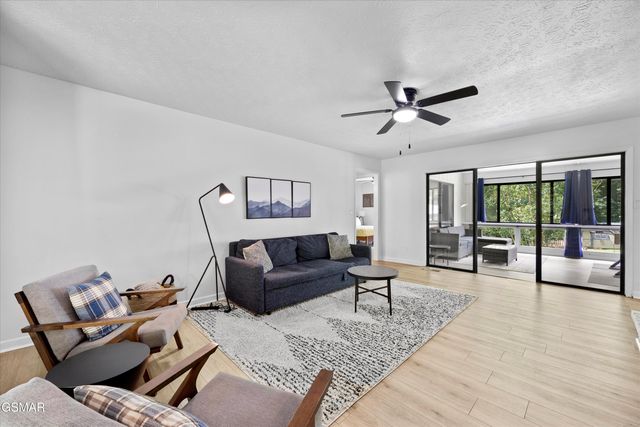 4533 E Scenic Drive, Gatlinburg, TN 37738