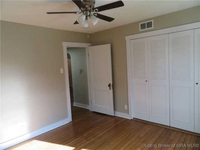 1713 Twin Oaks Drive, New Albany, IN 47150