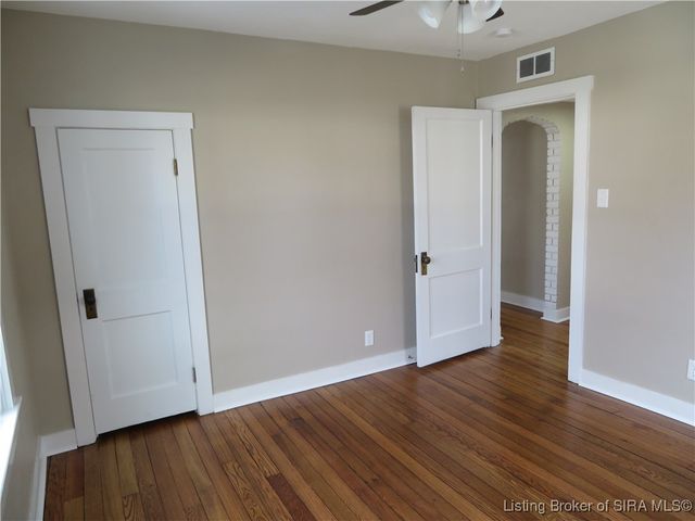 1713 Twin Oaks Drive, New Albany, IN 47150