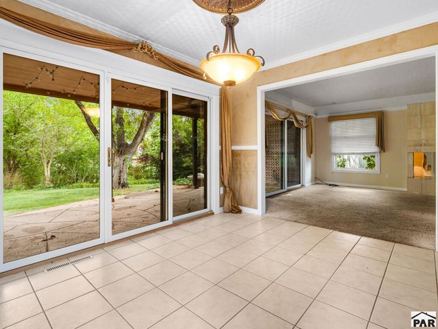 24 Robertson Rd, Pueblo, CO 81001