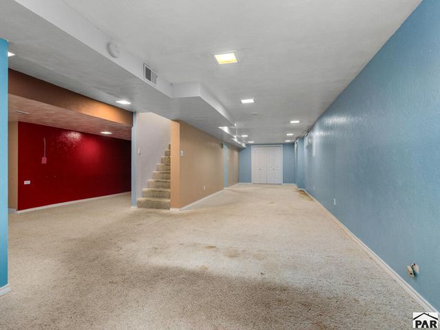 24 Robertson Rd, Pueblo, CO 81001