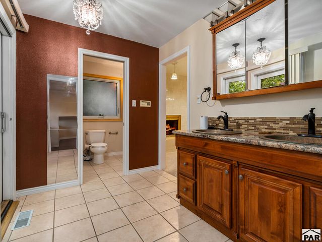 24 Robertson Rd, Pueblo, CO 81001