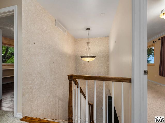 24 Robertson Rd, Pueblo, CO 81001