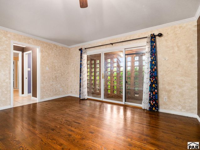 24 Robertson Rd, Pueblo, CO 81001
