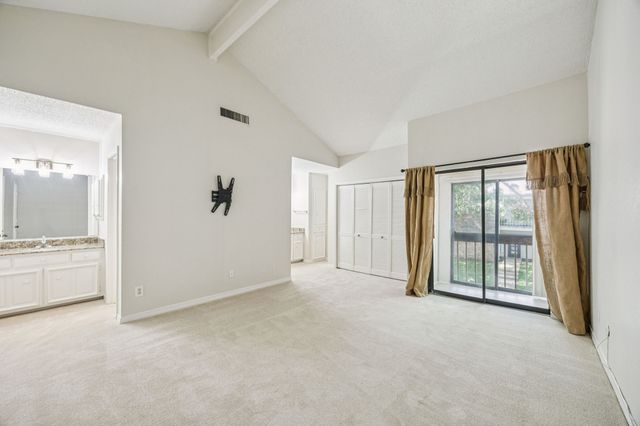 6742 E Northwest Highway, Dallas, TX 75231