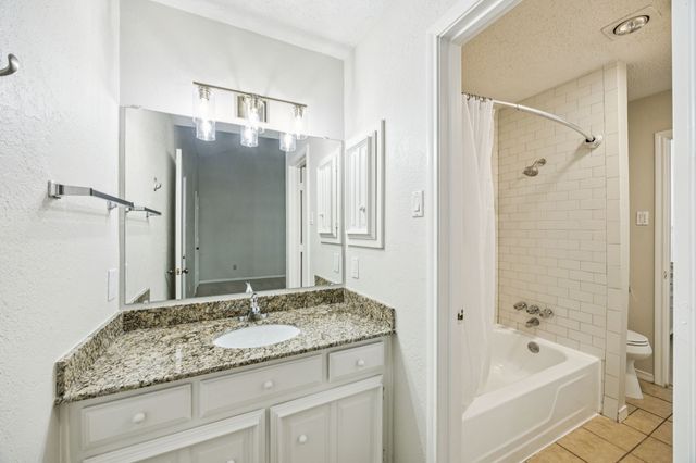 6742 E Northwest Highway, Dallas, TX 75231