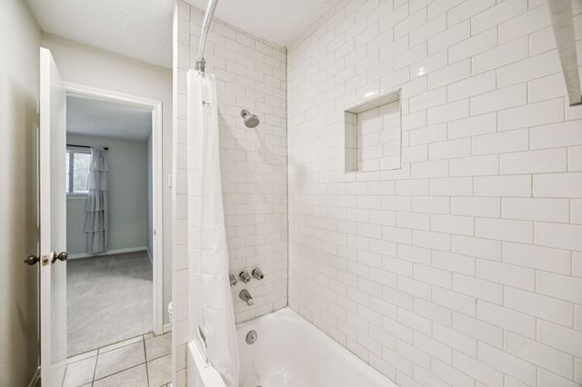 6742 E Northwest Highway, Dallas, TX 75231