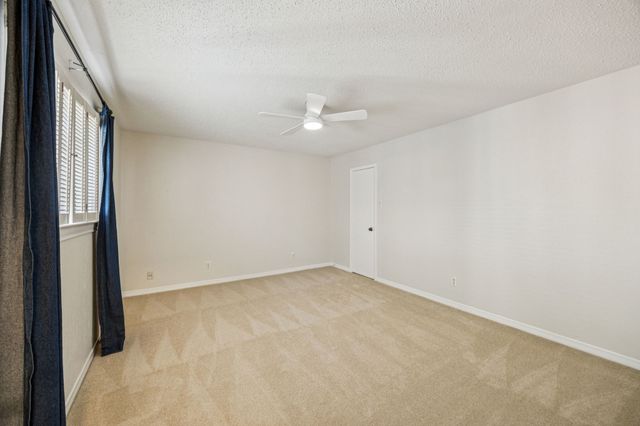 6742 E Northwest Highway, Dallas, TX 75231