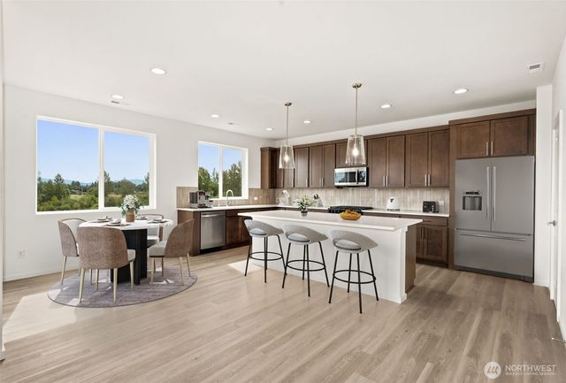 3221 219th Avenue E, Lake Tapps, WA 98391