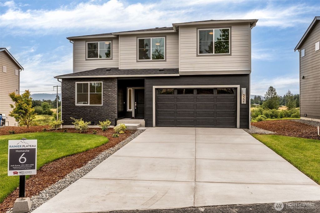 3221 219th Avenue E, Lake Tapps, WA 98391
