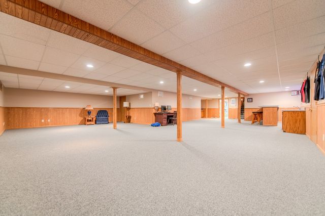 18816 S Chestnut Drive, Shorewood, IL 60404