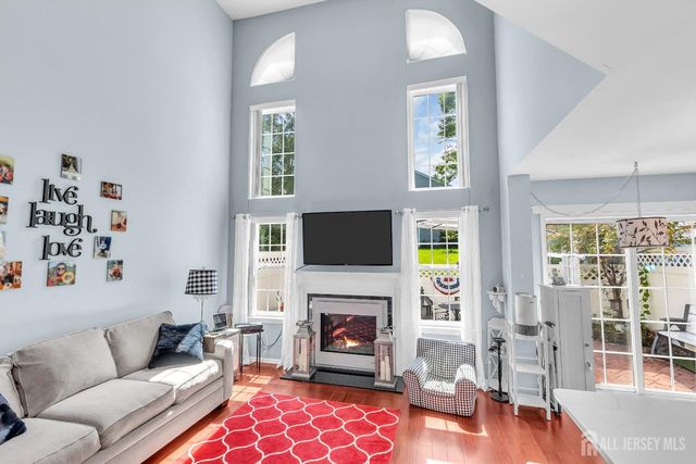 401 Harvest Lane, South Brunswick, NJ 08852