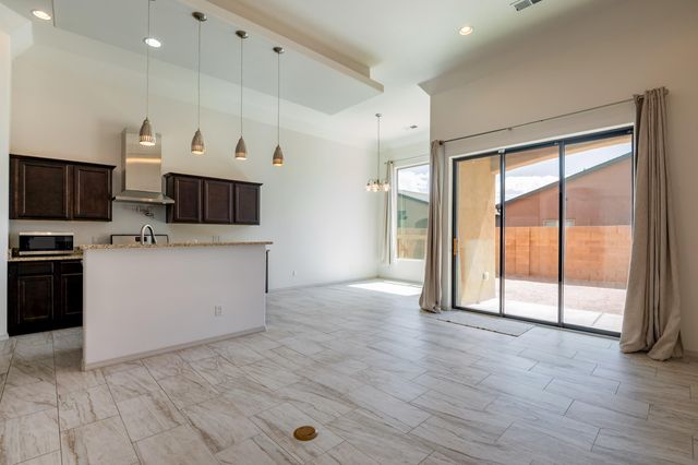 6016 ERMEMIN Avenue NW, Albuquerque, NM 87114