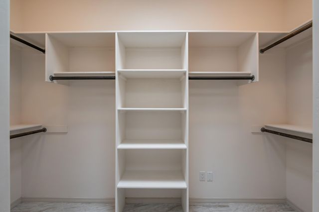 6016 ERMEMIN Avenue NW, Albuquerque, NM 87114