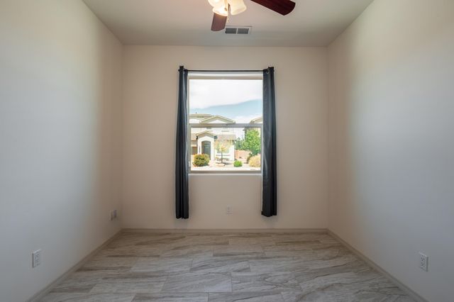 6016 ERMEMIN Avenue NW, Albuquerque, NM 87114