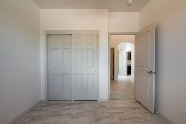 6016 ERMEMIN Avenue NW, Albuquerque, NM 87114