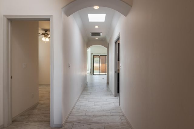 6016 ERMEMIN Avenue NW, Albuquerque, NM 87114