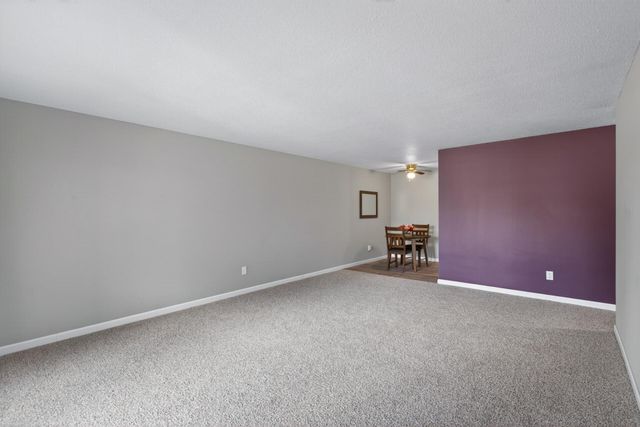 2011 E 122nd Street D1, Burnsville, MN 55337