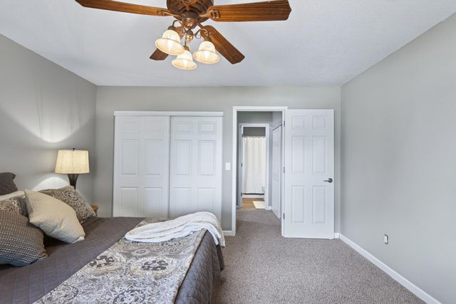 2011 E 122nd Street D1, Burnsville, MN 55337