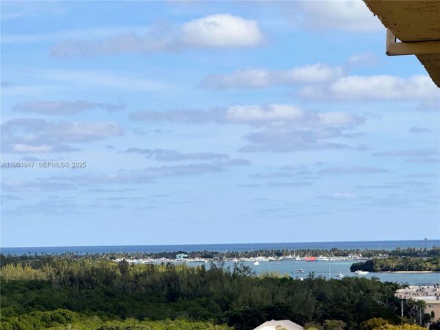 2350 NE 135th St 1501, North Miami, FL 33181