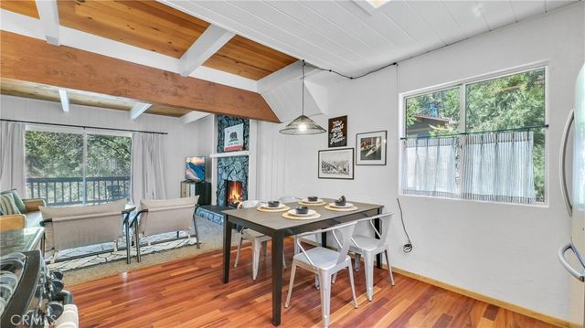 32794 Cougar Lane, Arrowbear, CA 92382