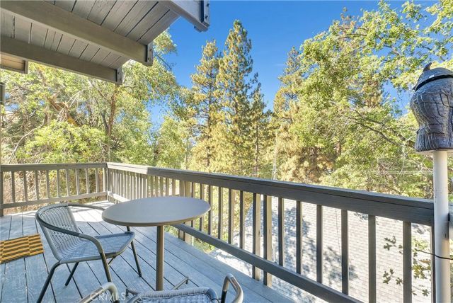 32794 Cougar Lane, Arrowbear, CA 92382