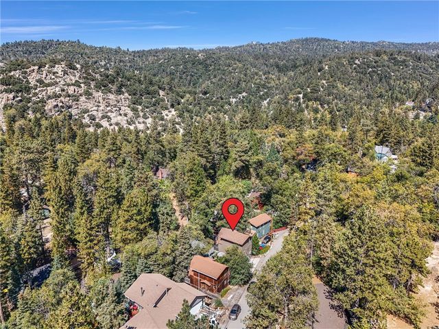32794 Cougar Lane, Arrowbear, CA 92382