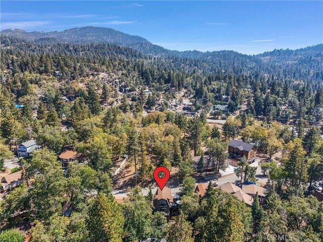 32794 Cougar Lane, Arrowbear, CA 92382