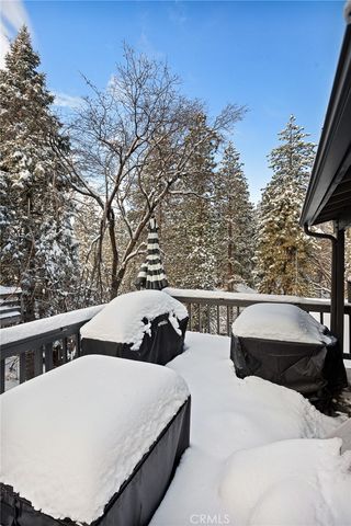 32794 Cougar Lane, Arrowbear, CA 92382