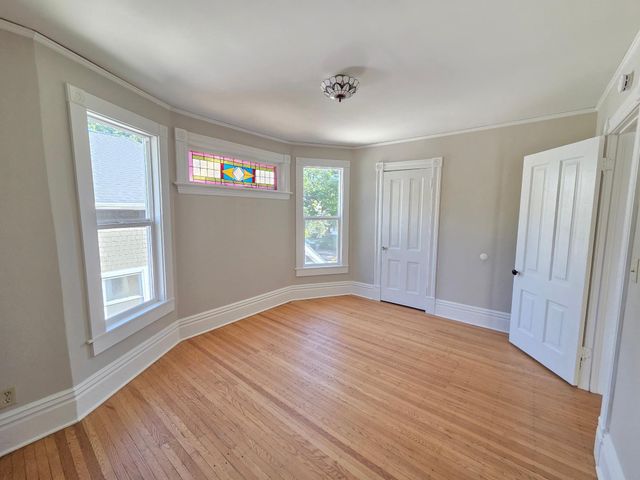 1323 Lincoln Avenue, Saint Paul, MN 55105