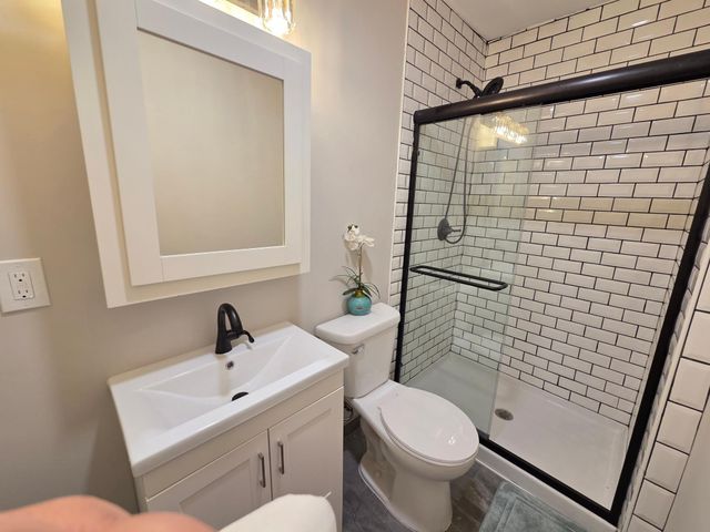 1323 Lincoln Avenue, Saint Paul, MN 55105