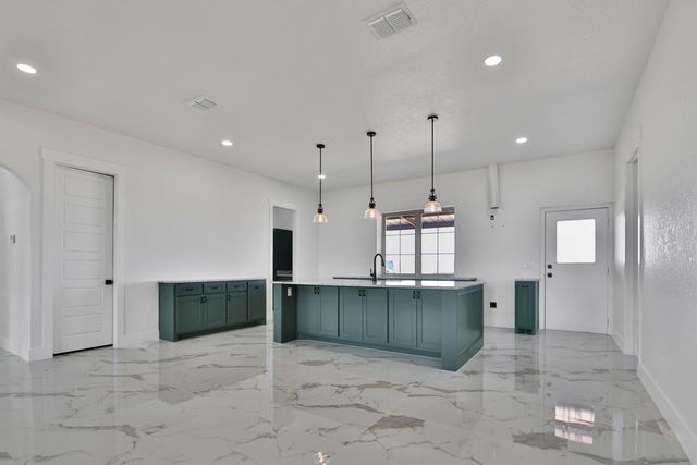 4317 E County Rd 6000, Lubbock, TX 79403