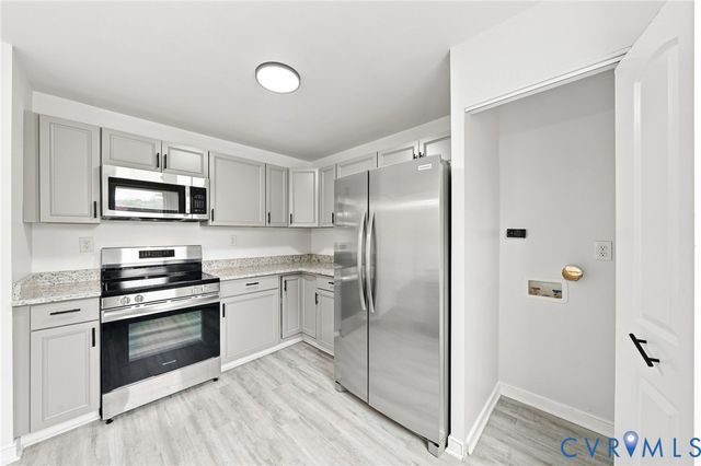 1502 Stewart Ave, Hopewell, VA 23860