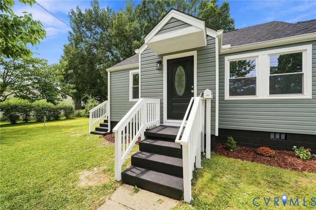 1502 Stewart Ave, Hopewell, VA 23860