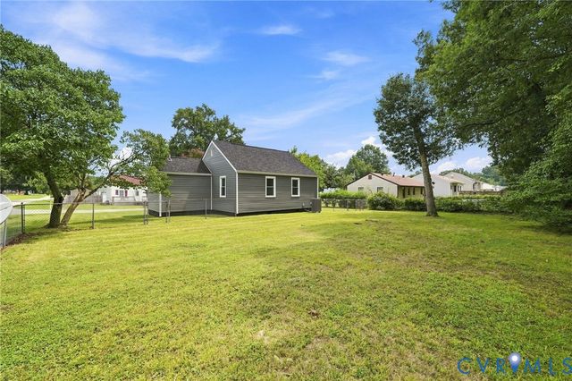 1502 Stewart Ave, Hopewell, VA 23860