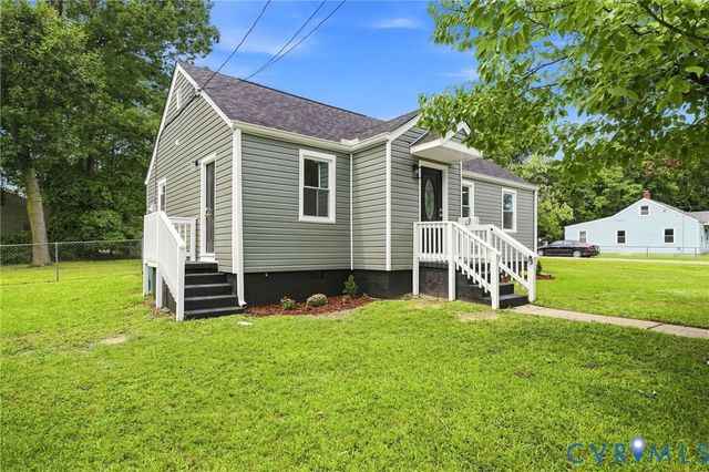 1502 Stewart Ave, Hopewell, VA 23860