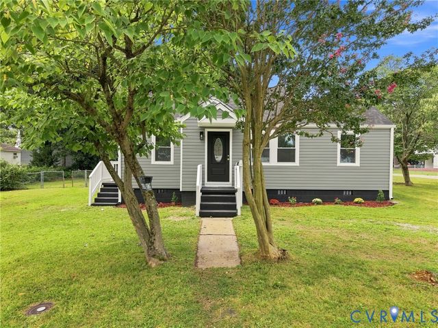 1502 Stewart Ave, Hopewell, VA 23860