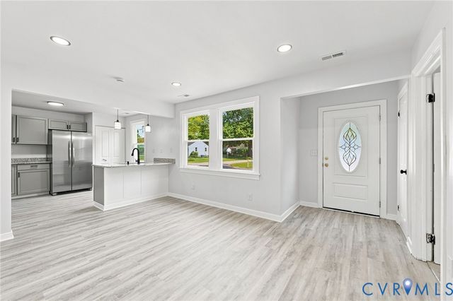 1502 Stewart Ave, Hopewell, VA 23860