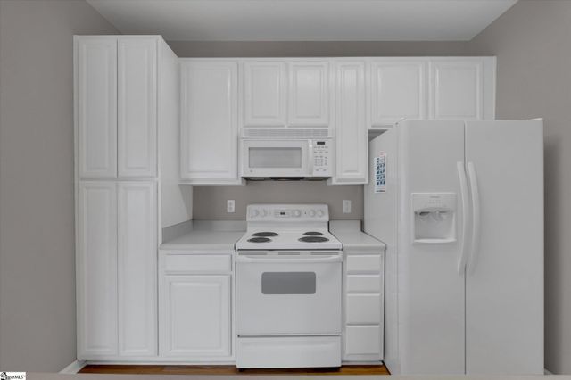 15 Cedar Rock Drive, Greer, SC 29650
