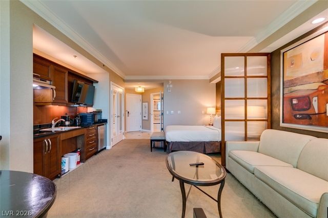 125 East HARMON Avenue 518, Las Vegas, NV 89109