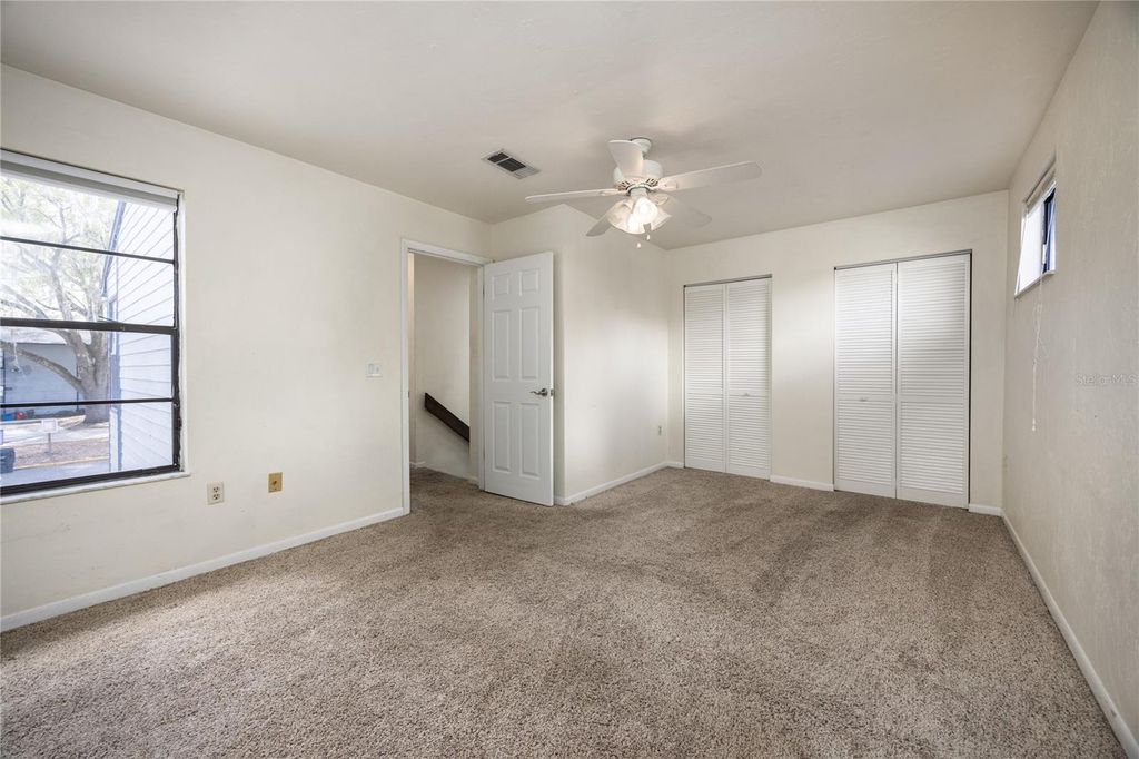 Image 4 of property listing at 4424 SW 20TH LANE, Gainesville, FL 32607