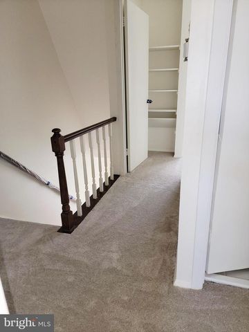 8855 TEAKWOOD CT, Manassas, VA 20109