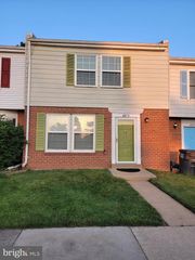 8855 TEAKWOOD CT, Manassas, VA 20109