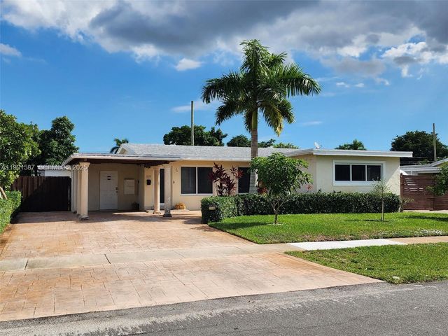 2140 SW 36th Avenue, Fort Lauderdale, FL 33312