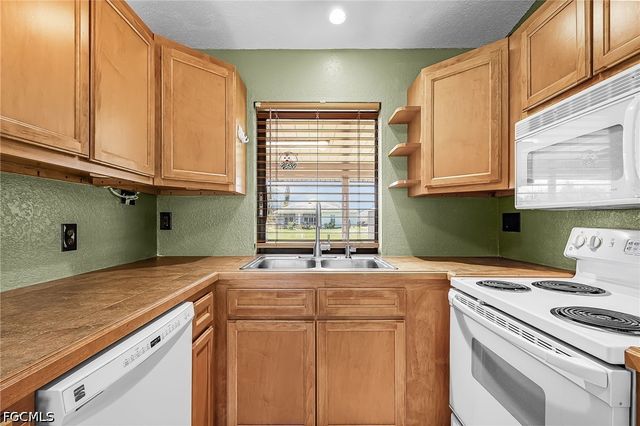 30095 Holly RD, Punta Gorda, FL 33982