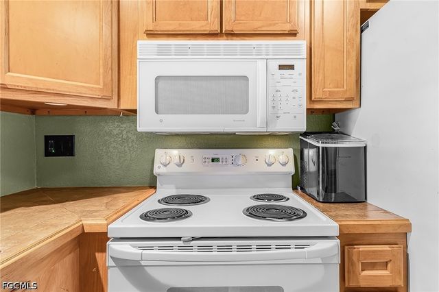 30095 Holly RD, Punta Gorda, FL 33982