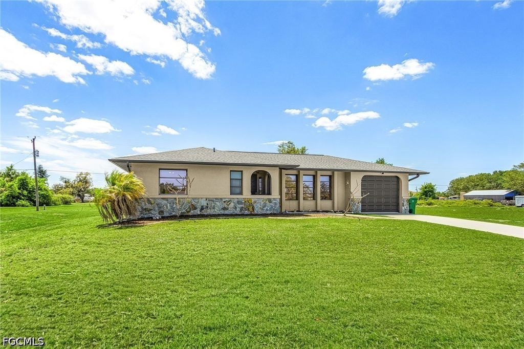 30095 Holly RD, Punta Gorda, FL 33982