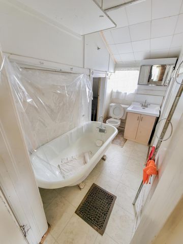 249 Hollett Street, Tracy, MN 56175