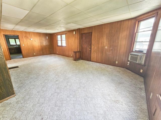 249 Hollett Street, Tracy, MN 56175